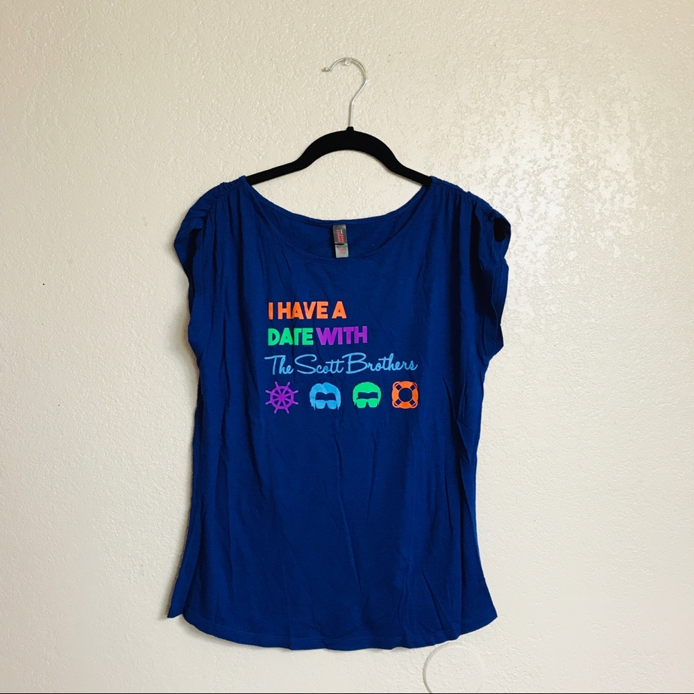 Property Brothers #SailingWithTheScotts Shirt (M)